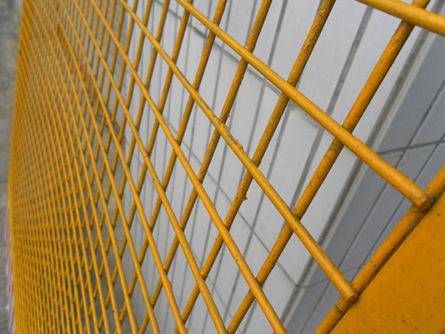 电梯井防护门